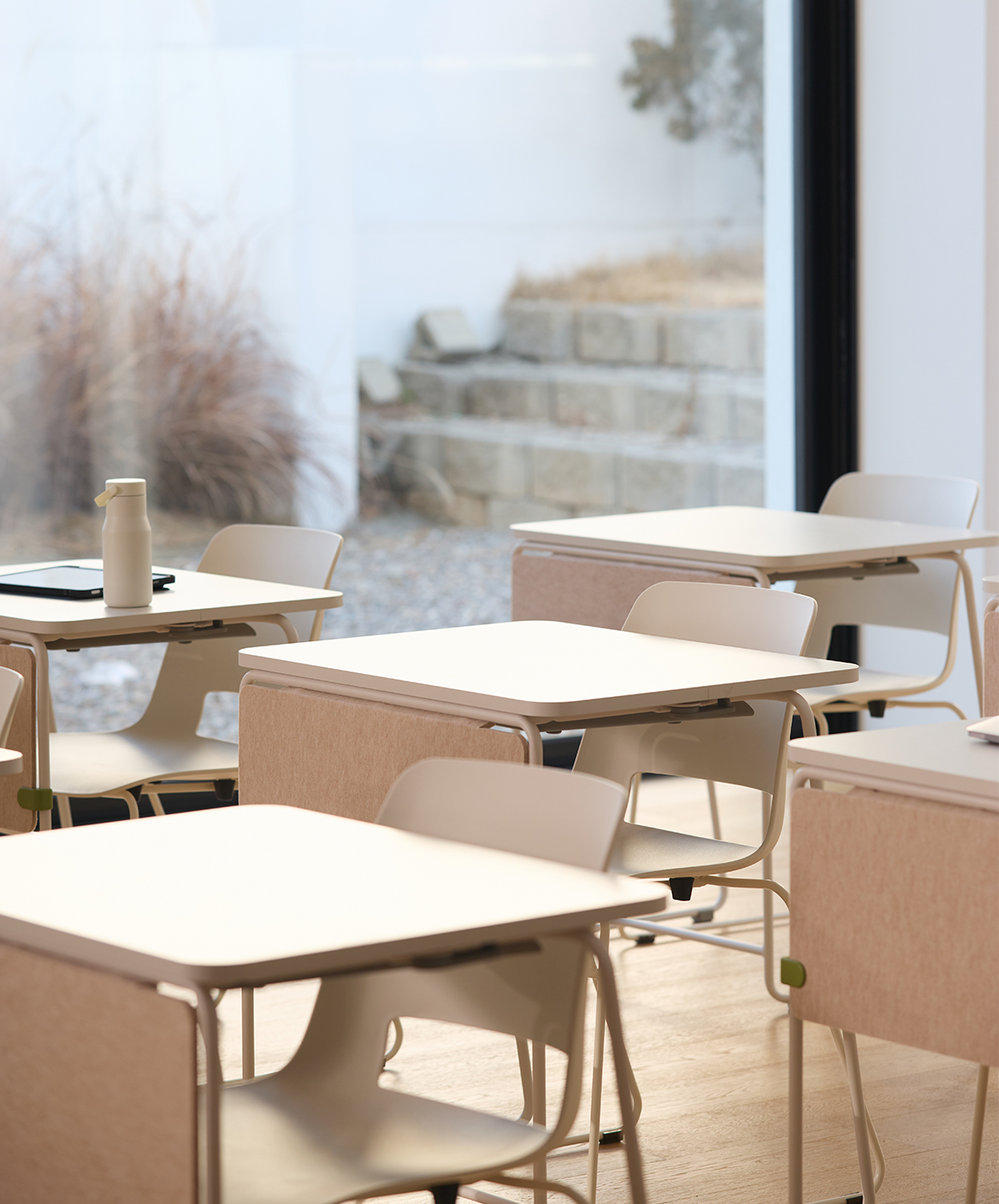 BRIGHT LEARNING ATMOSPHERE